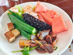 -荣誉国际酒店-云顶旋转餐厅