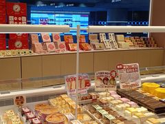 -好利来(上海长宁龙之梦店)