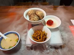 -李犟大爆鳝面·手工蟹黄包(湖滨西湖店)