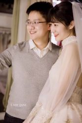 -Lady  Jane高端婚纱礼服馆