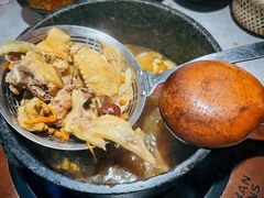 -芸山季·云南野生菌火锅(人民广场来福士店)