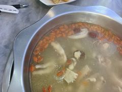 -光头药膳鸡(莱茵小镇店)