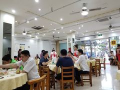 大堂-红色湘菜馆(春风店)