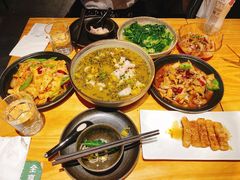 -十三式重庆江湖菜(金茂览秀城店)