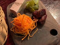-羽深肉铺 Steak & Wine