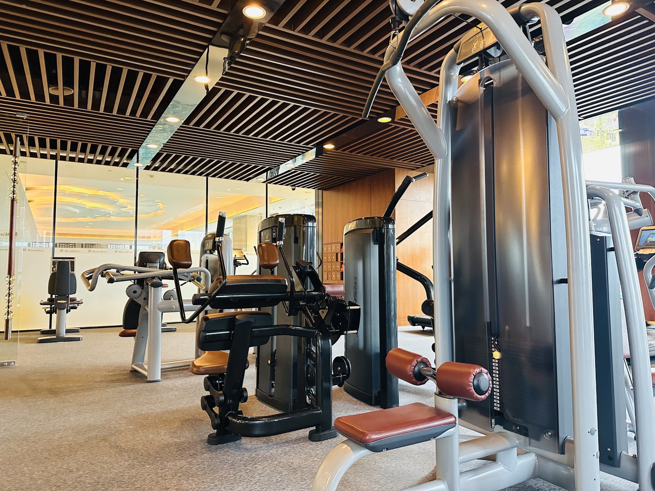 泳池健身两相宜