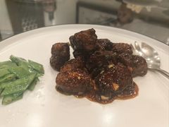 -梅龙镇酒家(南京西路总店)