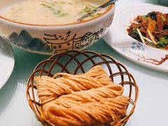 -鹊华居·地道鲁菜·海鲜·融合味(大明湖店)