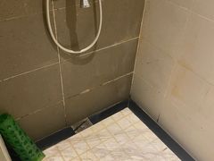 -悦漫智选酒店(兰州西关地铁站店)