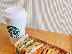 -星巴克臻选(金桥国际店)