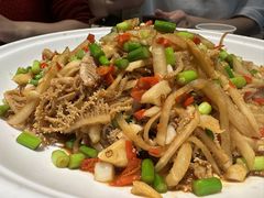 -彭耕记猪油炒小菜(吉联mall店)