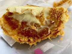 酥香肉松沙拉包-好利来(光华中心店)