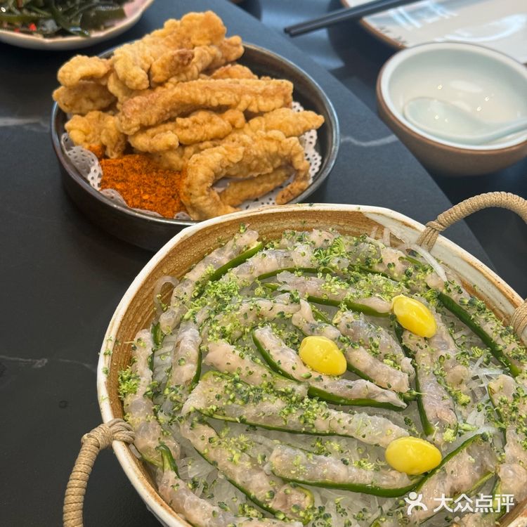 不管你爱不爱鱼生，都会爱上菌菇刺身[加油]