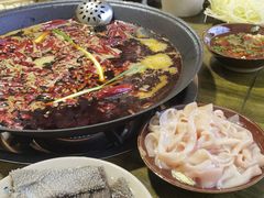 -黄潇洒老火锅(九眼桥宏济巷店)