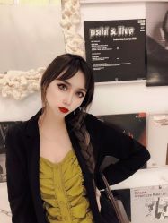 -变画·发型STUDIO