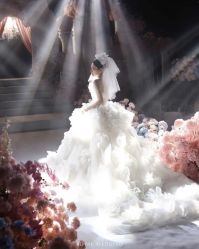点击看大图 -Bridal Queen·婚纱女皇