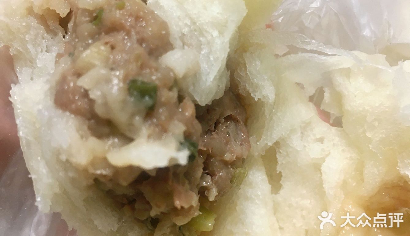 豆沙加肉,突破我对三鲜包子的认识