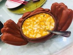 蟹粉烩豆腐-金八仙酒店