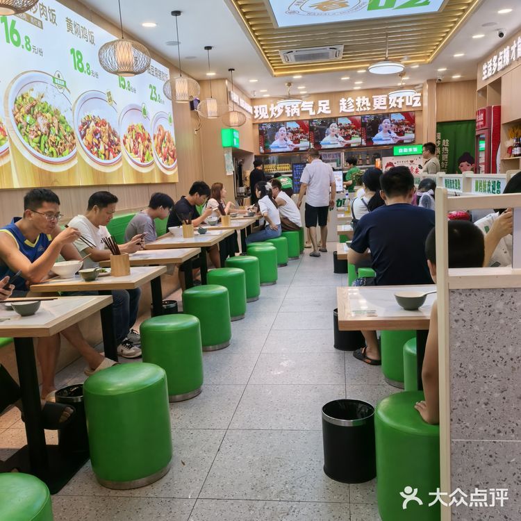 锅气小炒木桶饭，实惠，出品热烫滋味可口[种草]