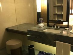 -舟山希尔顿酒店