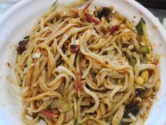 老北京炸酱面-大碗居·烤鸭·鱼头泡饼(天坛东门店)