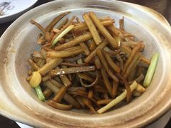 -赖厨潮汕砂锅粥