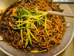 炸酱拉面-富乐满韩国正宗炸鸡韩国料理(虹泉路店)