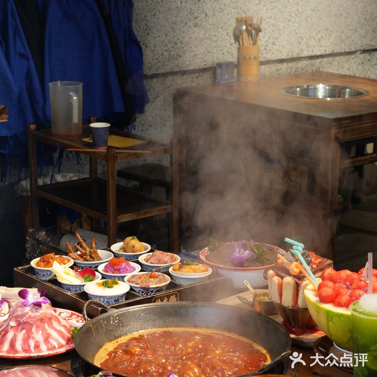 有谁能拒绝甜品与火锅呢‼️