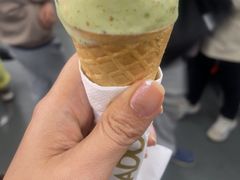 -MADO冰淇淋咖啡馆(淘金店)