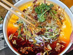 -山河屯铁锅炖·非遗东北菜(南山店)