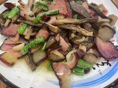 -乡土特色.冷锅鱼.牦牛肉汤锅