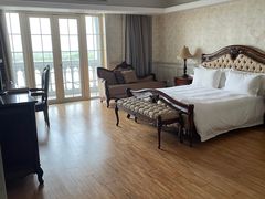 -平湖九龙山庄园圣马可酒店