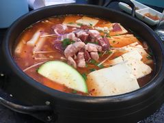 -烤路里·韩国品质自助烤肉(石路天虹4号店)