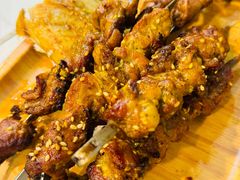 -乡村馕坑肉·烧烤·新疆菜·本地人更爱吃(阿勒泰首店)