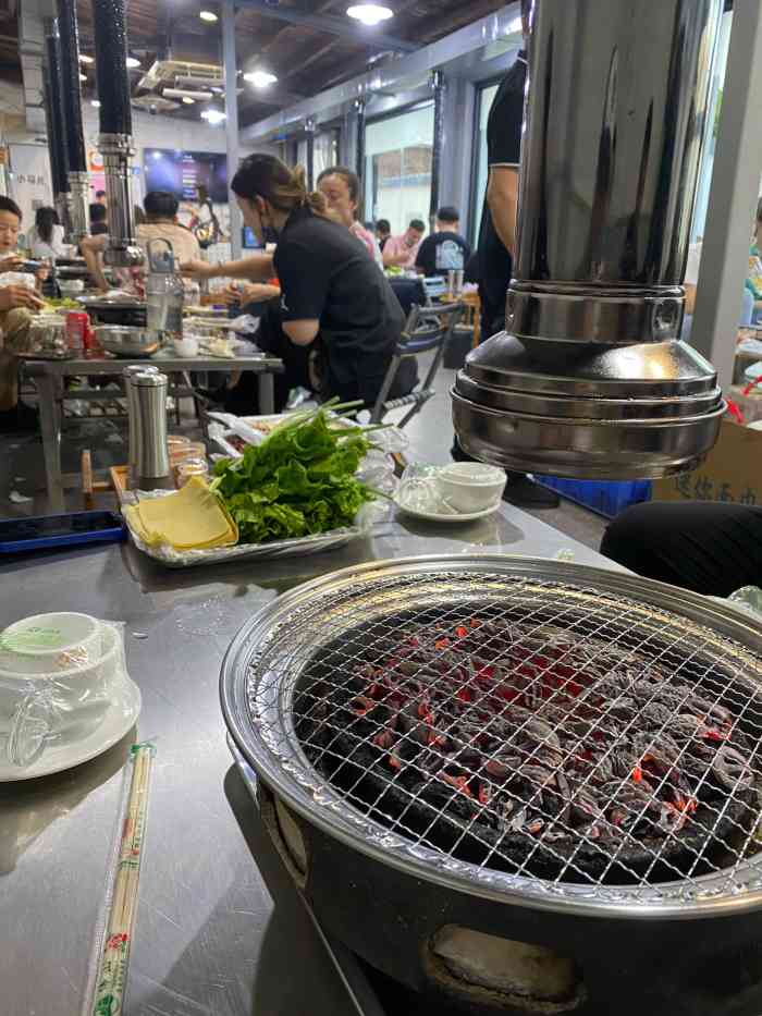 小马扎大排档·小核桃碳烤肉(造纸厂总店)-"前段时间经常在抖音刷到的