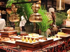 -松咖啡自助餐厅·松北香格里拉