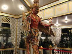 -皇家田广场(อนุสาวรีย์ทหารอาสา)