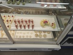 -四囍码头海鲜烧烤自助火锅(外滩南京东路悦荟广场店)