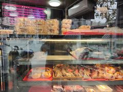 面包甜点陈列柜-王家沙点心店(西康路店)