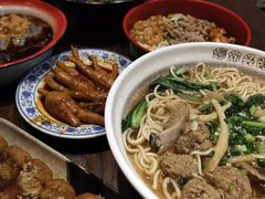 三鲜肉丸汤面-爆炸头阿姨小四川正宗川味小吃(无任何分店)