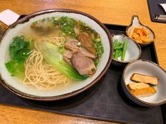 台湾经典牛肉面定食-茶米烧腊茶餐厅(石龙店)