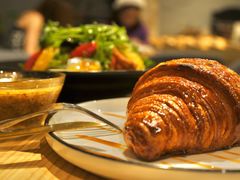 焦糖牛角包-GOTLOT COFFEE&KITCHEN角落厨房NOOK店
