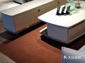 我家最小的一位可人儿。我的小侄女马上就要出生了