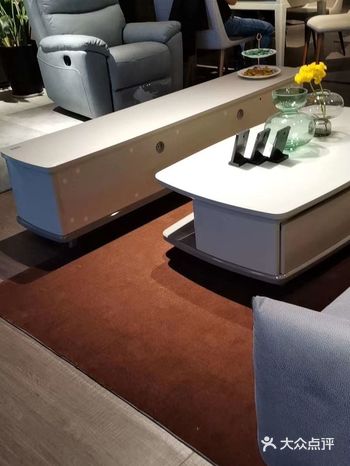 我家最小的一位可人儿。我的小侄女马上就要出生了