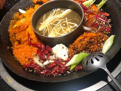 -洋马儿火锅(解放碑店)