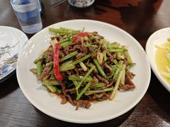 -阿峰饭店·本地土菜馆·农家土鸡煲·一品神仙鸡(报福店)