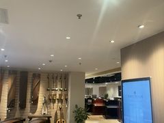 -柏斯音乐艺术中心·钢琴·吉他(上音店)