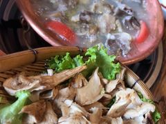 -阿婆情腊排骨火锅(金虹路店)