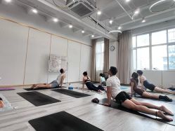 -亚太瑜伽普拉提学院