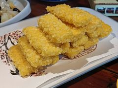 -德彪酒馆围炉串串